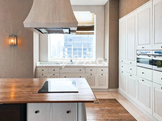 Dijual Apartemen Prestisius di Kebayoran Baru, Jakarta Selatan 3 Kamar Tidur Dijual Apartemen Prestisius di Kebayoran Baru, Jakarta Selatan 3 Kamar Tidur