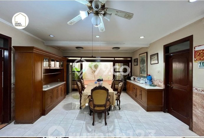 BEST PRICE! Rumah Berkualitas area , Luas 452m2m² Bangunan 430m2m² BEST PRICE! Rumah Berkualitas area , Luas 452m2m² Bangunan 430m2m²