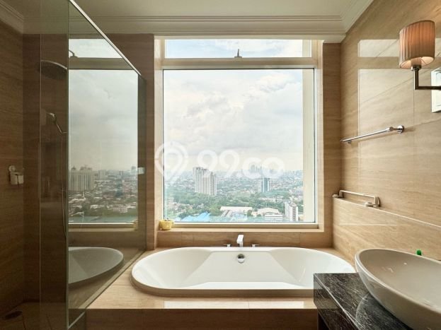 Apartemen Strategis di Kebayoran Lama, Luas 225m², 3 KT Apartemen Strategis di Kebayoran Lama, Luas 225m², 3 KT