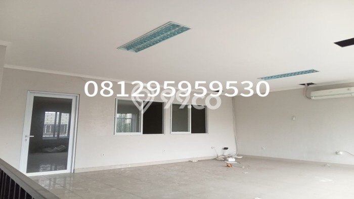 Gudang di , Luas 500m2m², Kawasan Komersial Gudang di , Luas 500m2m², Kawasan Komersial