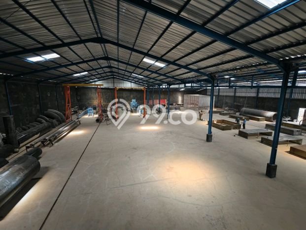 Area Ramai! Gudang Dijual di Tenjo untuk Bisnis Luas Bangunan 2200m2 Area Ramai! Gudang Dijual di Tenjo untuk Bisnis Luas Bangunan 2200m2