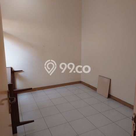 Rumah Eksklusif Siap Huni LT 200m2 di Sukolilo, Surabaya Rumah Eksklusif Siap Huni LT 200m2 di Sukolilo, Surabaya