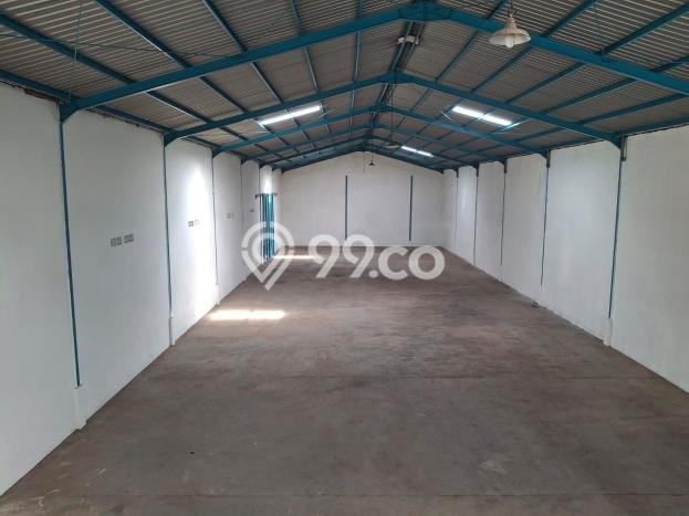 Disewakan Gudang Area Bisnis di Gedangan, Luas 950m2m², Siap Operasi Disewakan Gudang Area Bisnis di Gedangan, Luas 950m2m², Siap Operasi