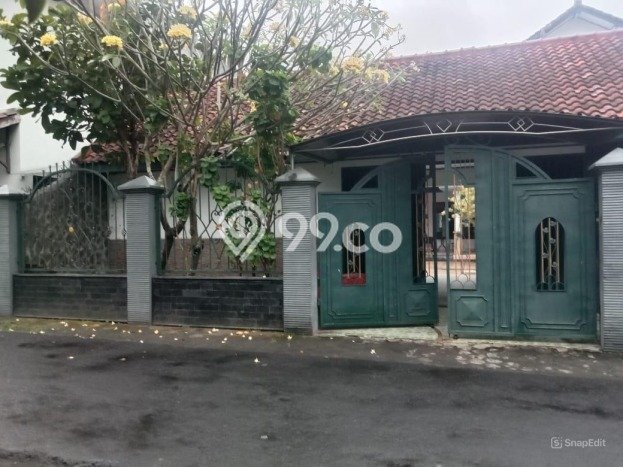 Unit Kost Dijual di Ngaglik dengan 17 Kamar Tidur & Luas Bangunan 480m2 Unit Kost Dijual di Ngaglik dengan 17 Kamar Tidur & Luas Bangunan 480m2