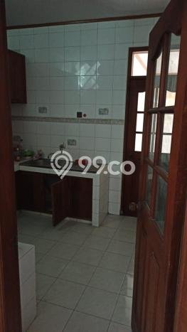 HARGA TERBAIK! Rumah di Waru, 4 KM, Lingkungan Asri, Luas 200m2m² Bangunan 200m2m² HARGA TERBAIK! Rumah di Waru, 4 KM, Lingkungan Asri, Luas 200m2m² Bangunan 200m2m²