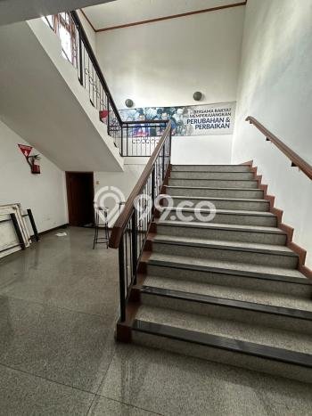 Area Ramai! Komersial Dijual di Wonocolo untuk Bisnis Luas Bangunan 700m2 Area Ramai! Komersial Dijual di Wonocolo untuk Bisnis Luas Bangunan 700m2