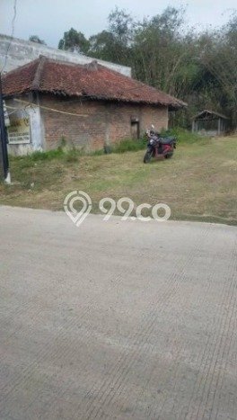 Lahan Kosong Dijual di Bekasi dengan Area 863m2 Lahan Kosong Dijual di Bekasi dengan Area 863m2