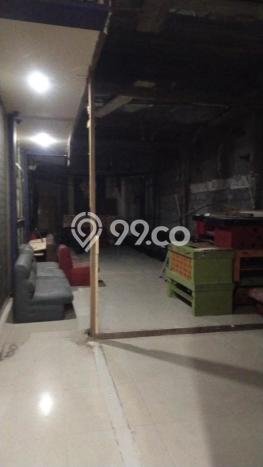 Ruko di Magelang Selatan, Luas 400m2m², Posisi Jalan Utama Ruko di Magelang Selatan, Luas 400m2m², Posisi Jalan Utama