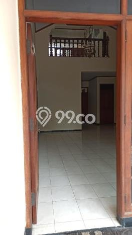 HARGA TERBAIK! Rumah di Waru, 4 KM, Lingkungan Asri, Luas 200m2m² Bangunan 200m2m² HARGA TERBAIK! Rumah di Waru, 4 KM, Lingkungan Asri, Luas 200m2m² Bangunan 200m2m²