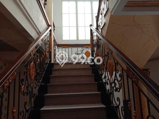Rumah Elit Modern Siap Huni di Kota Wisata Bogor Rumah Elit Modern Siap Huni di Kota Wisata Bogor