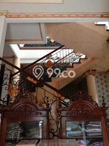 Rumah Elit Modern Siap Huni di Kota Wisata Bogor Rumah Elit Modern Siap Huni di Kota Wisata Bogor