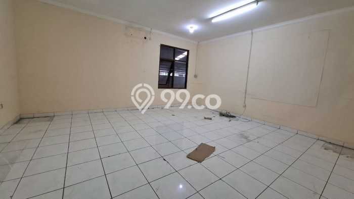 Gudang untuk Disewa di Pusat Cimahi Luas Bangunan 4200m2 Gudang untuk Disewa di Pusat Cimahi Luas Bangunan 4200m2