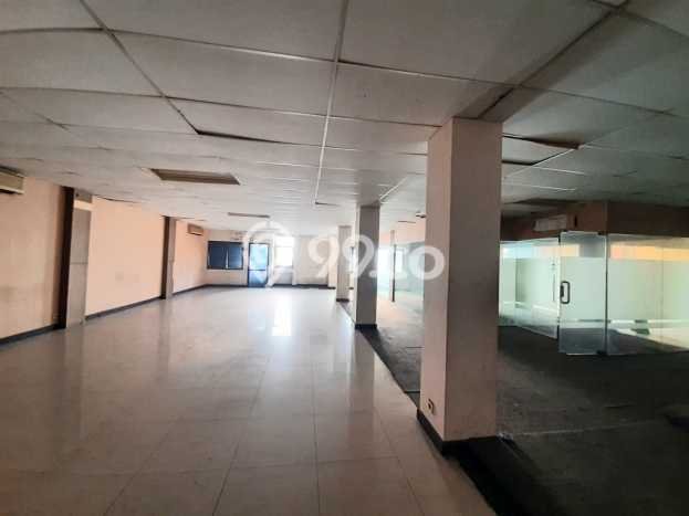 Disewakan Ruko di Kawasan Ramai Gatot Subroto Luas 1000m2 Disewakan Ruko di Kawasan Ramai Gatot Subroto Luas 1000m2