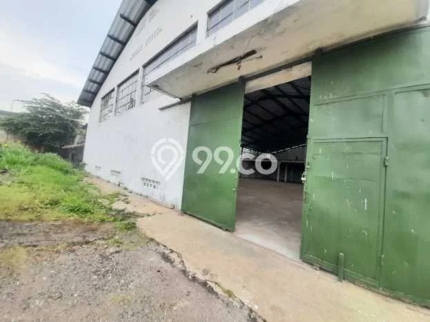 Gudang Disewa di Andir, Bandung, LT 1000m2 / LB 800m2 Gudang Disewa di Andir, Bandung, LT 1000m2 / LB 800m2