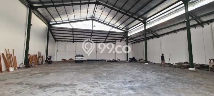Gudang Disewa di Bandung dengan LB 500m2 Area Komersial Ramai Gudang Disewa di Bandung dengan LB 500m2 Area Komersial Ramai