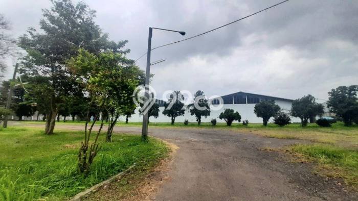 Unit Gudang Tersedia di Leuwi Gajah Spesifikasi LB 12000m2 Unit Gudang Tersedia di Leuwi Gajah Spesifikasi LB 12000m2