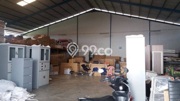Gudang untuk Disewa di Pusat Bandung Luas Bangunan 600m2 Gudang untuk Disewa di Pusat Bandung Luas Bangunan 600m2
