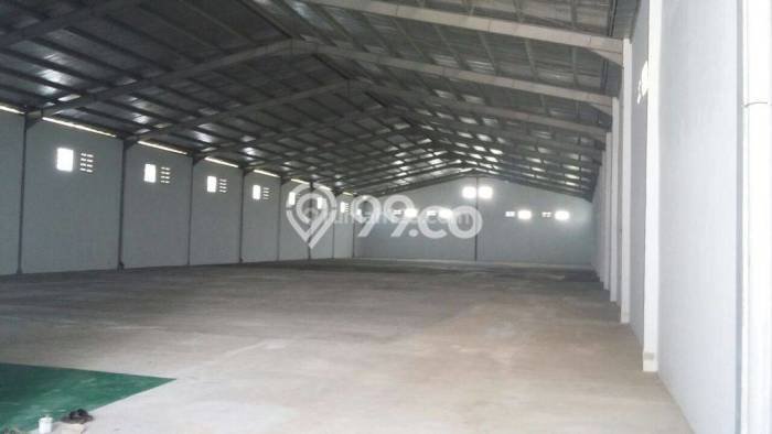 Disewakan Gudang komersial di Rancaekek luas bangunan 2000m2 Disewakan Gudang komersial di Rancaekek luas bangunan 2000m2