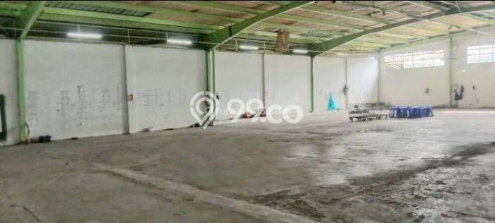 Gudang Disewa di Bandung dengan LB 800m2 Area Komersial Ramai Gudang Disewa di Bandung dengan LB 800m2 Area Komersial Ramai
