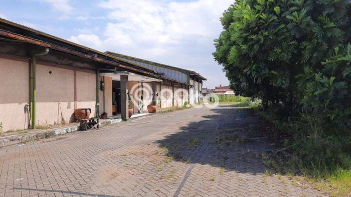 Disewakan Gudang di Pusat Kota Bandung Ramai Strategis Disewakan Gudang di Pusat Kota Bandung Ramai Strategis