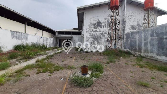 Disewakan Gudang komersial di Cileunyi luas bangunan 600m2 Disewakan Gudang komersial di Cileunyi luas bangunan 600m2