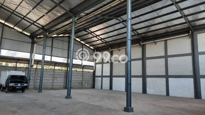 Disewakan Gudang di Pusat Kota Bandung Ramai Strategis Disewakan Gudang di Pusat Kota Bandung Ramai Strategis