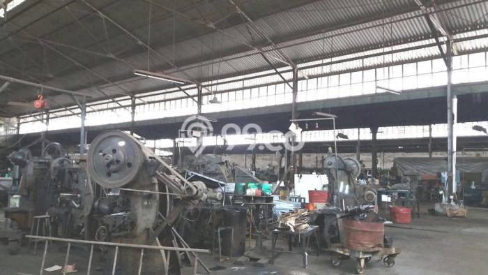 Gudang untuk Disewa di Pusat Bandung Luas Bangunan 2000m2 Gudang untuk Disewa di Pusat Bandung Luas Bangunan 2000m2