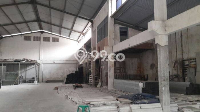Gudang untuk Disewa di Pusat Bandung Luas Bangunan 500m2 Gudang untuk Disewa di Pusat Bandung Luas Bangunan 500m2