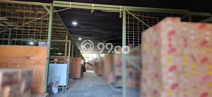 Disewakan Gudang di Kawasan Ramai Soekarno Hatta Luas 1500m2 Disewakan Gudang di Kawasan Ramai Soekarno Hatta Luas 1500m2