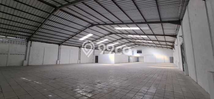 Disewakan Gudang di Pusat Kota Bandung Ramai Strategis Disewakan Gudang di Pusat Kota Bandung Ramai Strategis