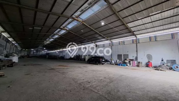 Gudang disewakan di Cimahi Tengah Cimahi dengan luas bangunan 2000m2 Gudang disewakan di Cimahi Tengah Cimahi dengan luas bangunan 2000m2