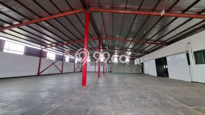 Gudang For Rent Kawasan Gede Bage, Luas 6000m², Lokasi Bisnis Gudang For Rent Kawasan Gede Bage, Luas 6000m², Lokasi Bisnis