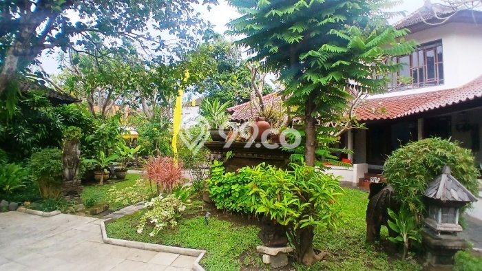 Rumah Mewah LB 700m2 Siap Huni Desain Elegan di Sanur, Denpasar Rumah Mewah LB 700m2 Siap Huni Desain Elegan di Sanur, Denpasar