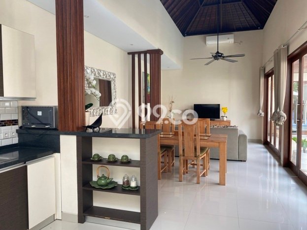 SPECIAL OFFER! Rumah Asri area Sanur, Luas 200m² LB 150m² SPECIAL OFFER! Rumah Asri area Sanur, Luas 200m² LB 150m²
