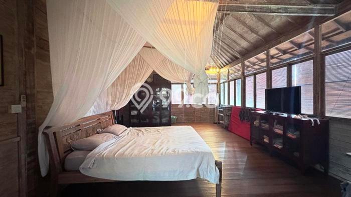 Disewakan! Rumah 3 Kamar Tidur &
3 Kamar Mandi di Legian, Badung Disewakan! Rumah 3 Kamar Tidur &
3 Kamar Mandi di Legian, Badung