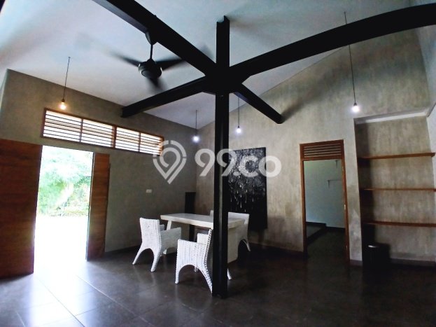 A SPACIOUS 3 BEDROOMS HOUSE WITH BIG GARDEN IN SANUR WEST SIDE A SPACIOUS 3 BEDROOMS HOUSE WITH BIG GARDEN IN SANUR WEST SIDE