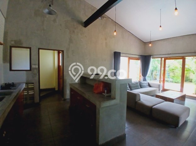 A SPACIOUS 3 BEDROOMS HOUSE WITH BIG GARDEN IN SANUR WEST SIDE A SPACIOUS 3 BEDROOMS HOUSE WITH BIG GARDEN IN SANUR WEST SIDE
