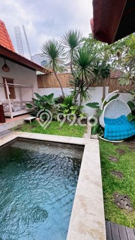 Rumah kawasan Canggu, 2 KT, Lingkungan Elite, LT 250m² LB 250m² Rumah kawasan Canggu, 2 KT, Lingkungan Elite, LT 250m² LB 250m²