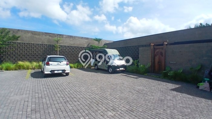 Rumah Mewah LB 108m2 Siap Huni Desain Elegan di Canggu, Badung Rumah Mewah LB 108m2 Siap Huni Desain Elegan di Canggu, Badung