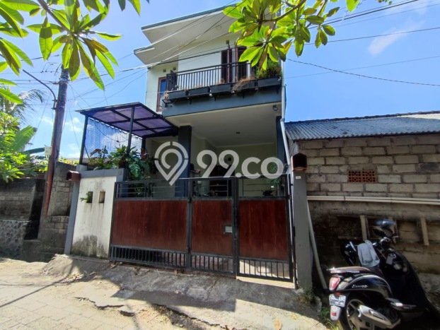 Rumah 2 Lantai Pusat Kota Denpasar 5 Kamar Tidur Rumah 2 Lantai Pusat Kota Denpasar 5 Kamar Tidur