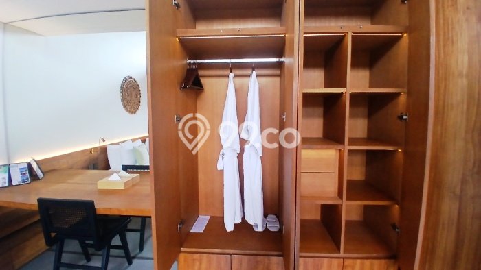 Rumah Mewah LB 108m2 Siap Huni Desain Elegan di Canggu, Badung Rumah Mewah LB 108m2 Siap Huni Desain Elegan di Canggu, Badung