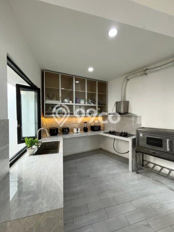 For Sale! Premium House LT 180m2 Desain Elegan di Pondok Pinang For Sale! Premium House LT 180m2 Desain Elegan di Pondok Pinang