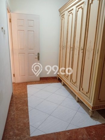 Rumah Elit Modern Siap Huni di Raffles Hills Jakarta Timur Rumah Elit Modern Siap Huni di Raffles Hills Jakarta Timur