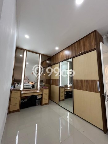 Rumah Elit LB 150m2 Siap Pakai Desain Elegan di Citra Grand, Jakarta Timur Rumah Elit LB 150m2 Siap Pakai Desain Elegan di Citra Grand, Jakarta Timur