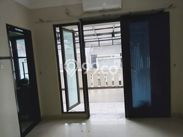 For Sale Hunian Rumah Terawat 3 KT di Cibubur, Bekasi For Sale Hunian Rumah Terawat 3 KT di Cibubur, Bekasi