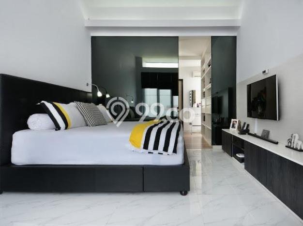 Rumah Elit Modern Tanpa Renovasi di Kota Wisata Bogor Rumah Elit Modern Tanpa Renovasi di Kota Wisata Bogor