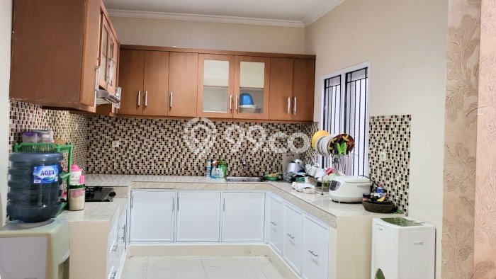 Hunian Mewah LB 250m2 Siap Huni Desain Elegan di Harjamukti, Depok Hunian Mewah LB 250m2 Siap Huni Desain Elegan di Harjamukti, Depok