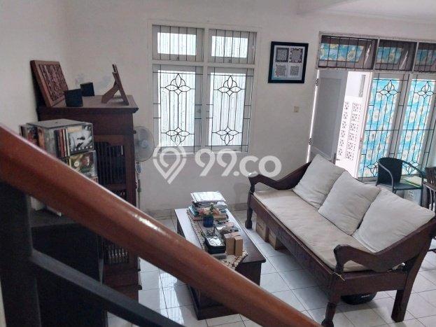 Rumah Minimalis 3 Kamar LT 200m2 di Legenda Wisata Rumah Minimalis 3 Kamar LT 200m2 di Legenda Wisata
