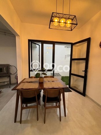 For Sale! Premium House LT 180m2 Desain Elegan di Pondok Pinang For Sale! Premium House LT 180m2 Desain Elegan di Pondok Pinang