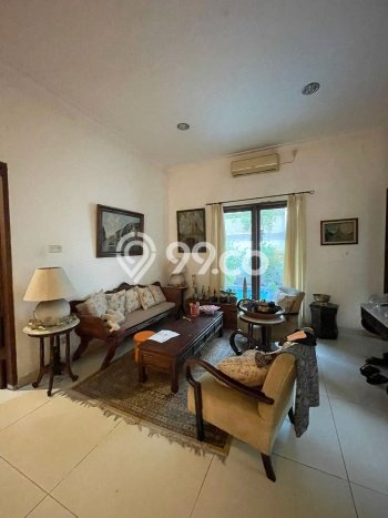 Ready to Use! Luxury House LT 361m2 Desain Elegan di Kemang Ready to Use! Luxury House LT 361m2 Desain Elegan di Kemang